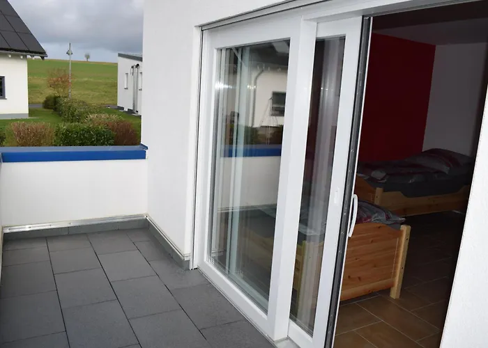 hunsruecker-fewo - Die Erlebnishütte - 2 Ferienwohnungen im Hunsrück in Unzenberg